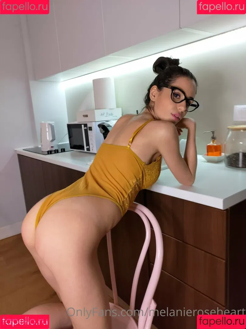 melanieroseheart Onlyfans Photo Gallery 