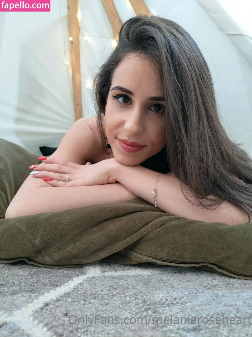 melanieroseheart Onlyfans Photo Gallery 