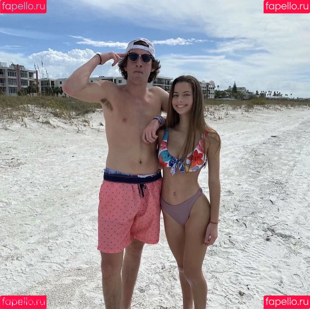 Parker Hines Onlyfans Photo Gallery 