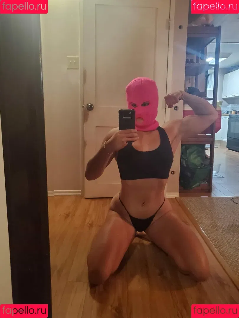 Masked Pink Peach Onlyfans Photo Gallery 