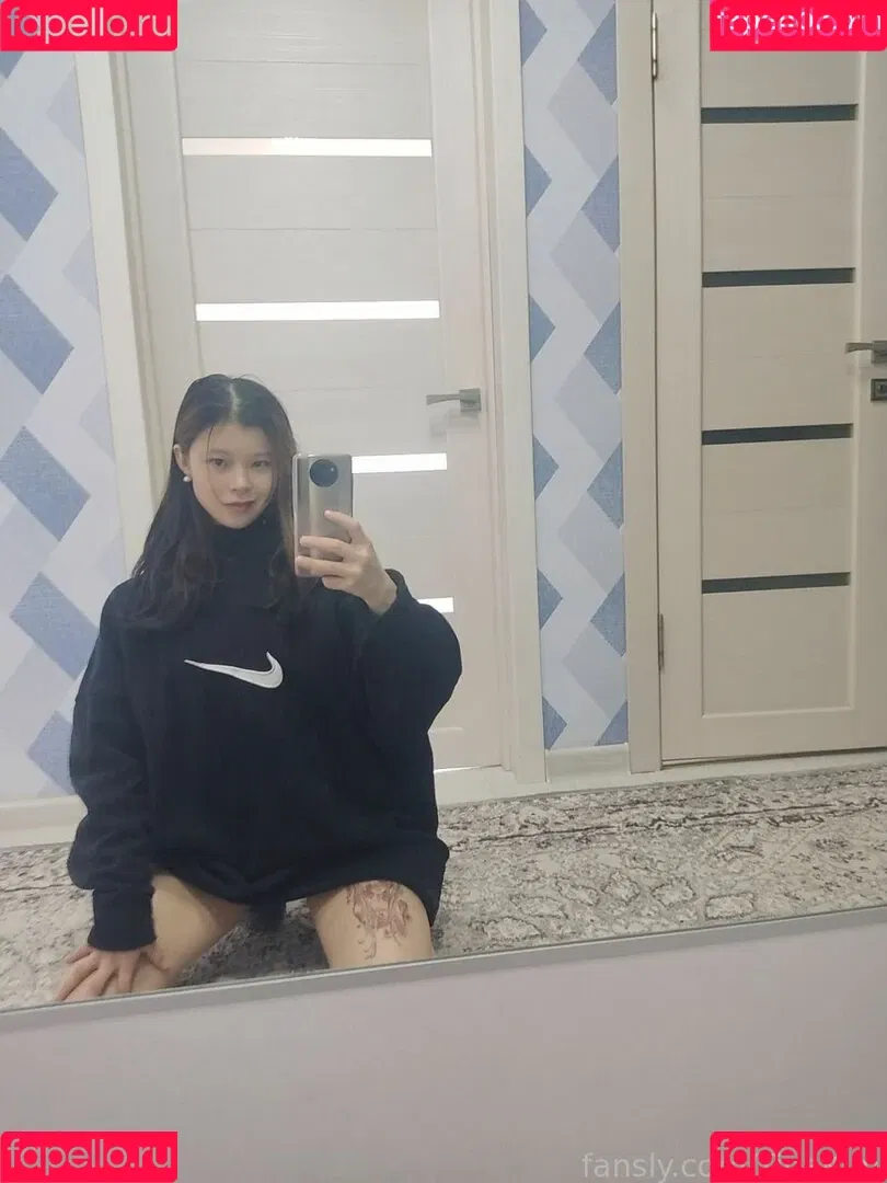 TinaKim Onlyfans Photo Gallery 