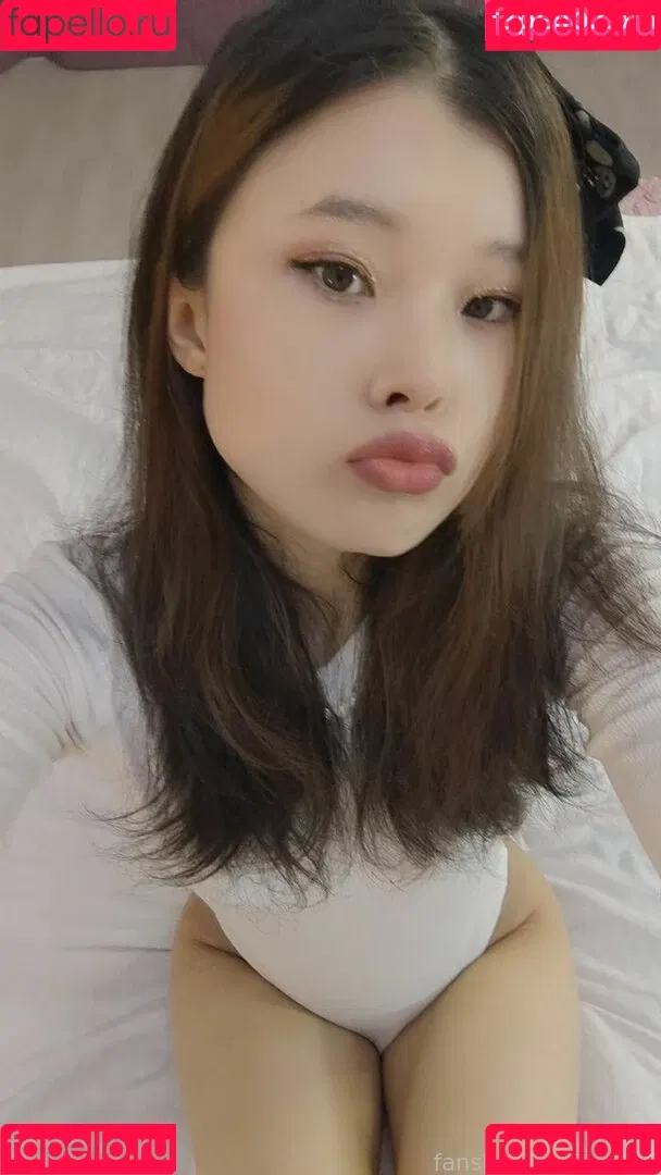 TinaKim Onlyfans Photo Gallery 