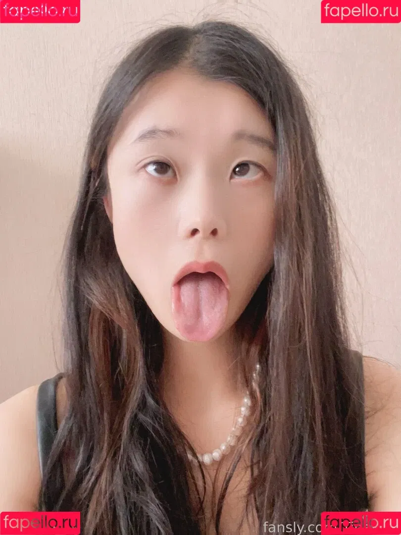 TinaKim Onlyfans Photo Gallery 