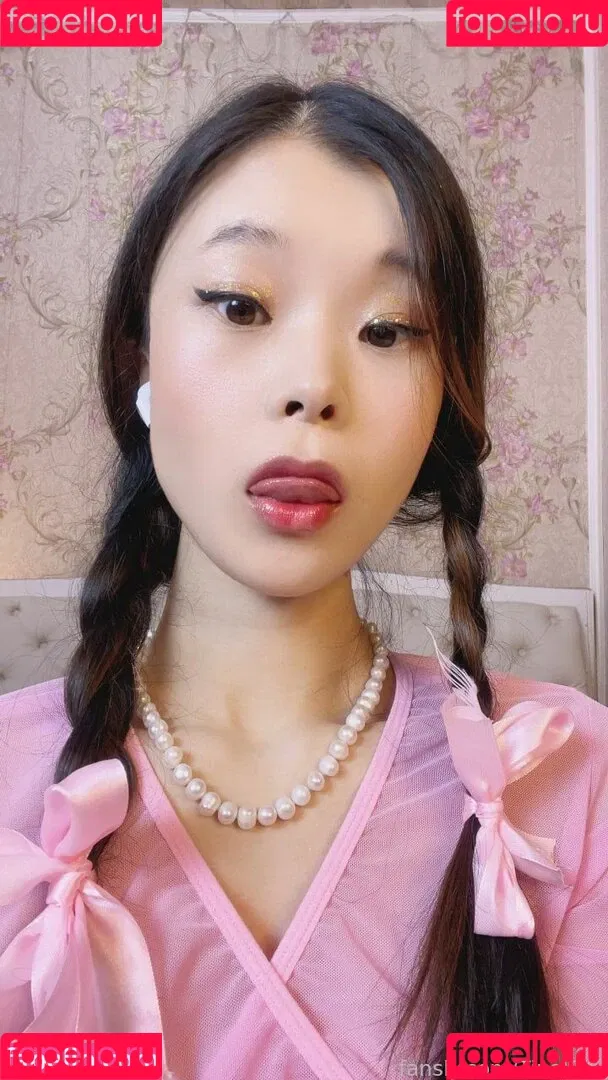 TinaKim Onlyfans Photo Gallery 
