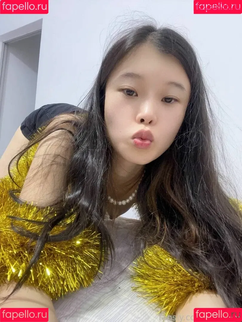 TinaKim Onlyfans Photo Gallery 