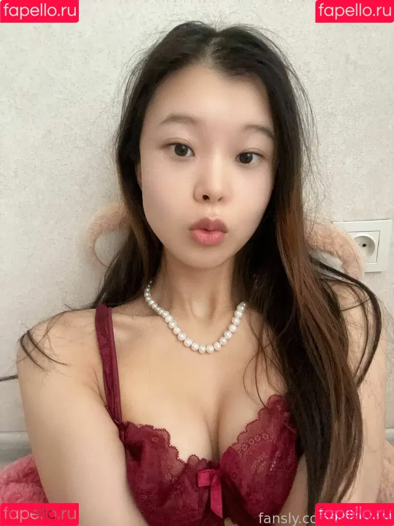 TinaKim Onlyfans Photo Gallery 