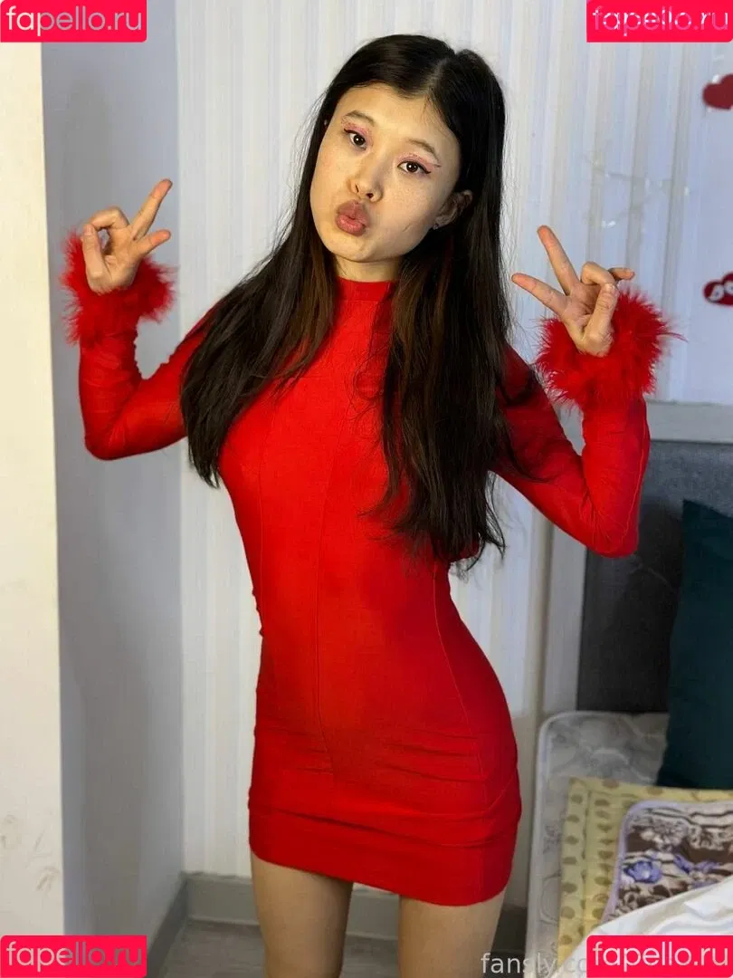 TinaKim Onlyfans Photo Gallery 