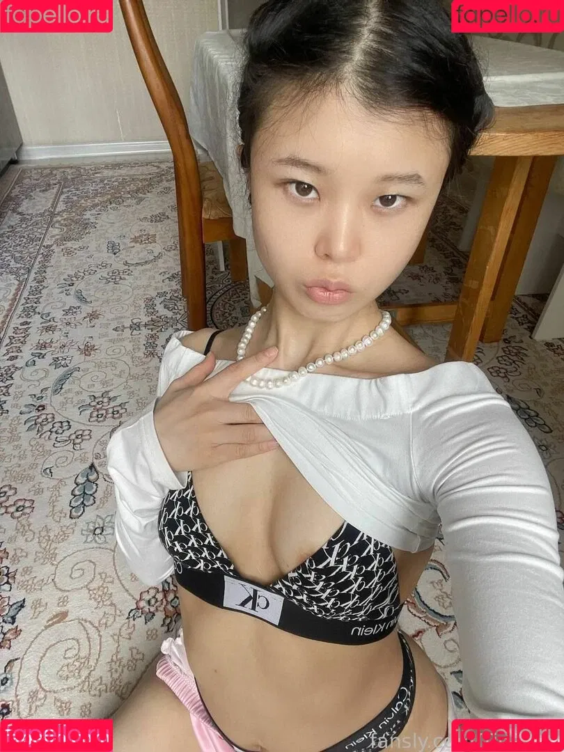 TinaKim Onlyfans Photo Gallery 