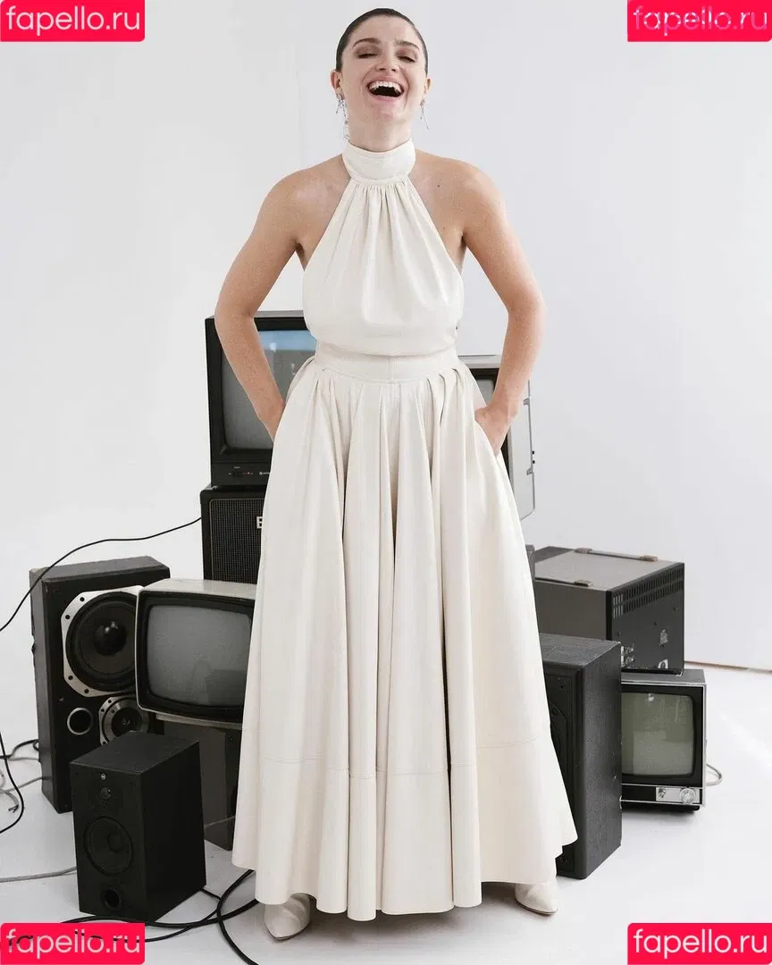 Eve Hewson Onlyfans Photo Gallery 
