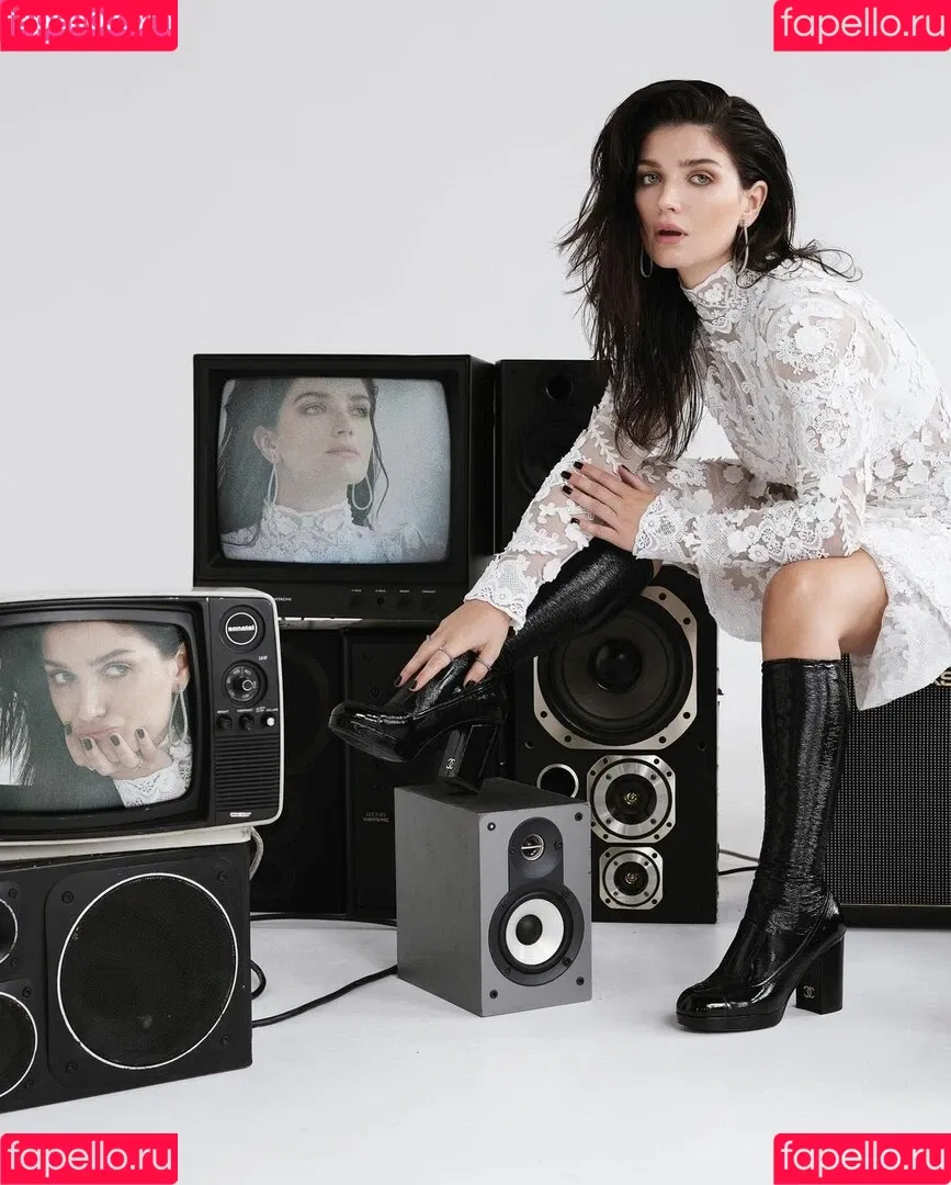 Eve Hewson Onlyfans Photo Gallery 