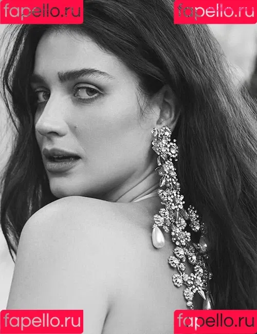Eve Hewson Onlyfans Photo Gallery 