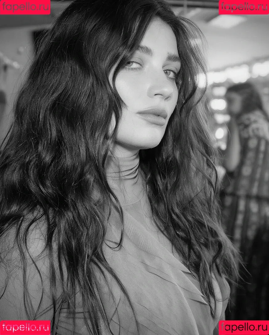 Eve Hewson Onlyfans Photo Gallery 