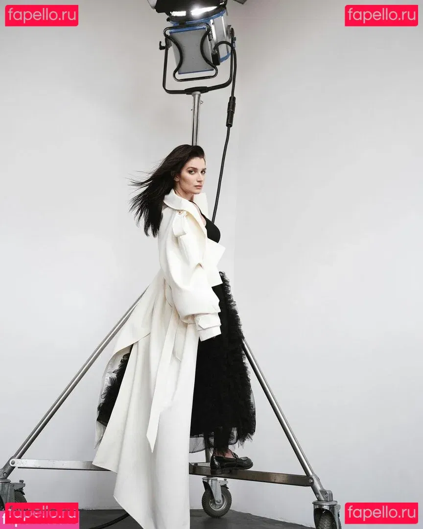 Eve Hewson Onlyfans Photo Gallery 