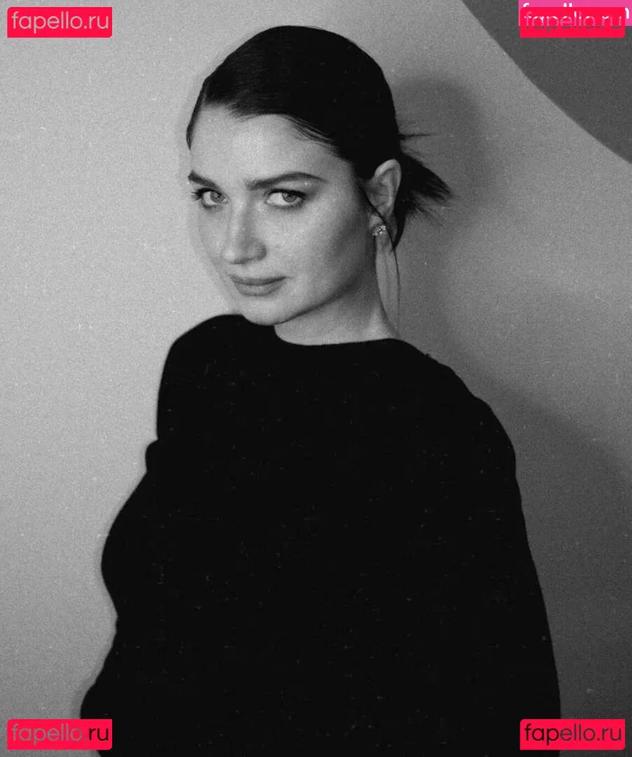 Eve Hewson Onlyfans Photo Gallery 