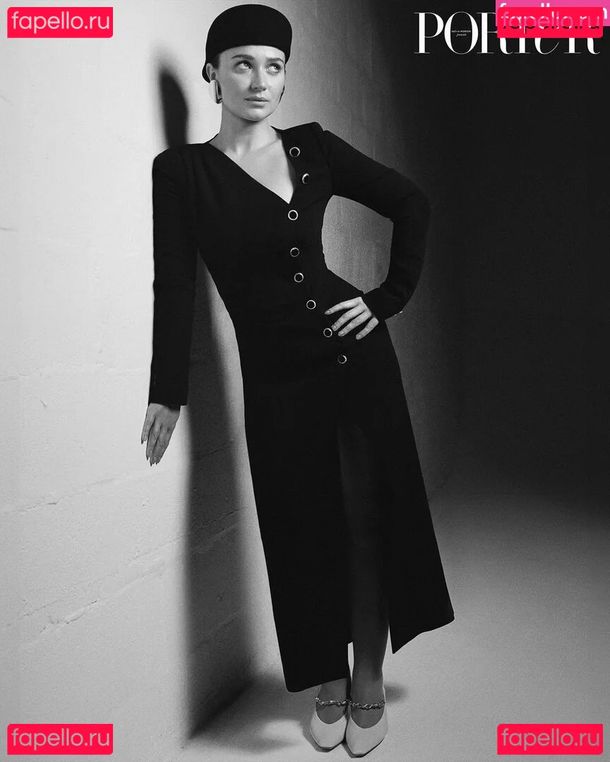 Eve Hewson Onlyfans Photo Gallery 