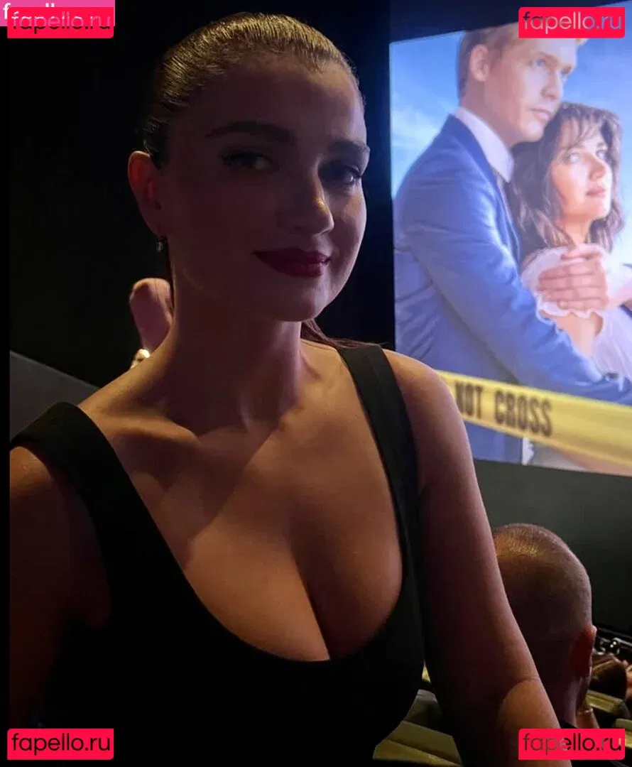 Eve Hewson Onlyfans Photo Gallery 