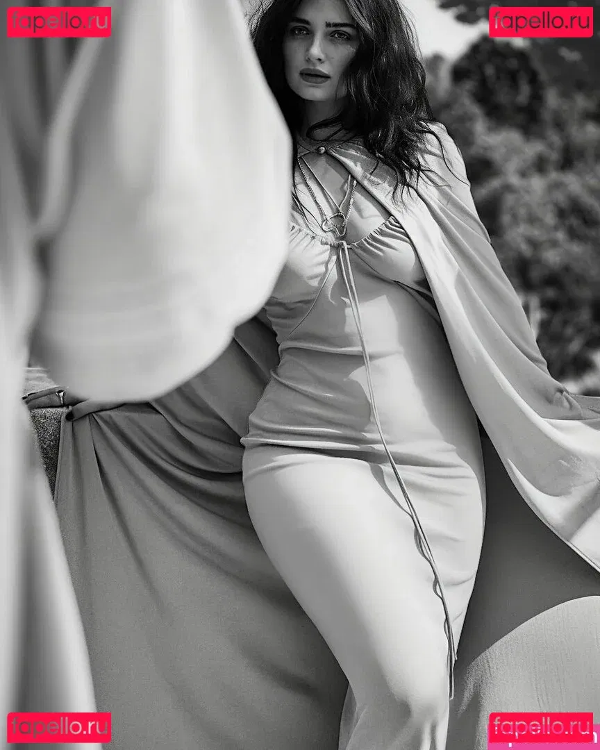 Eve Hewson Onlyfans Photo Gallery 