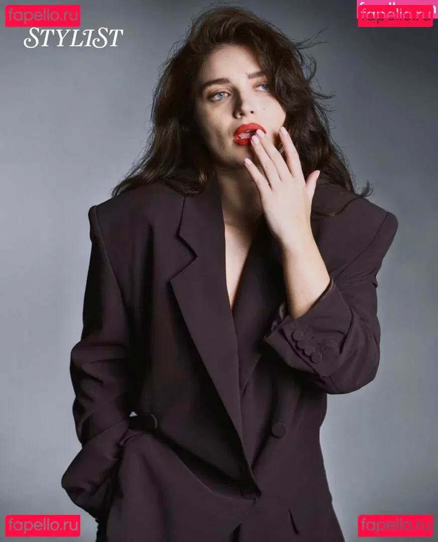 Eve Hewson Onlyfans Photo Gallery 