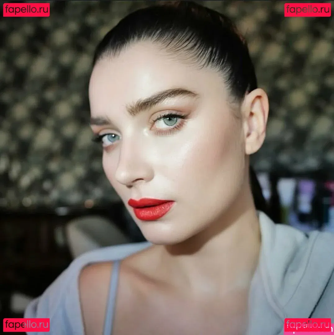 Eve Hewson Onlyfans Photo Gallery 