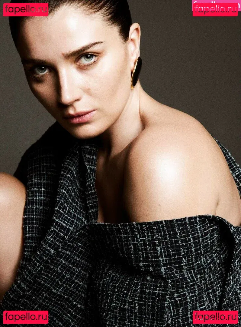 Eve Hewson Onlyfans Photo Gallery 