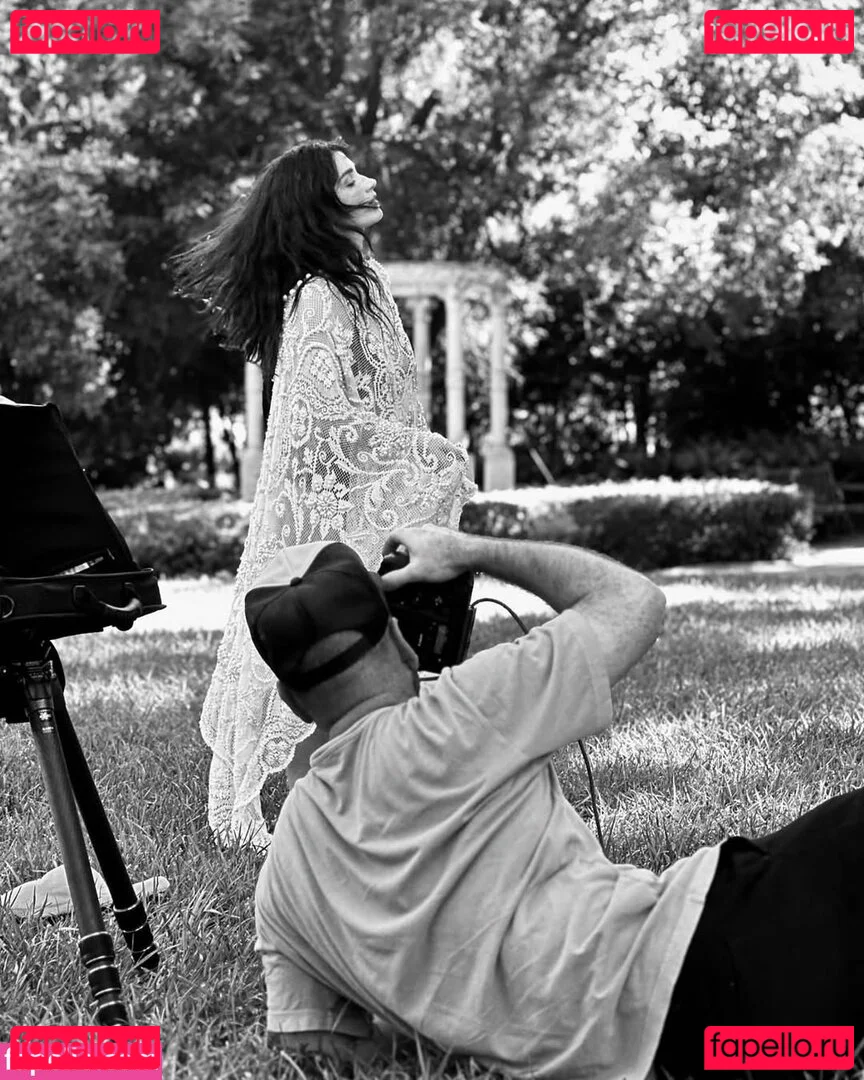 Eve Hewson Onlyfans Photo Gallery 