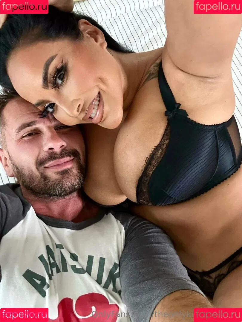 Kiara Mia Onlyfans Photo Gallery 