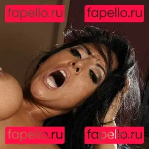 Kiara Mia Onlyfans Photo Gallery 