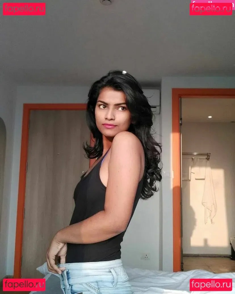 Nidhi Goel Onlyfans Photo Gallery 