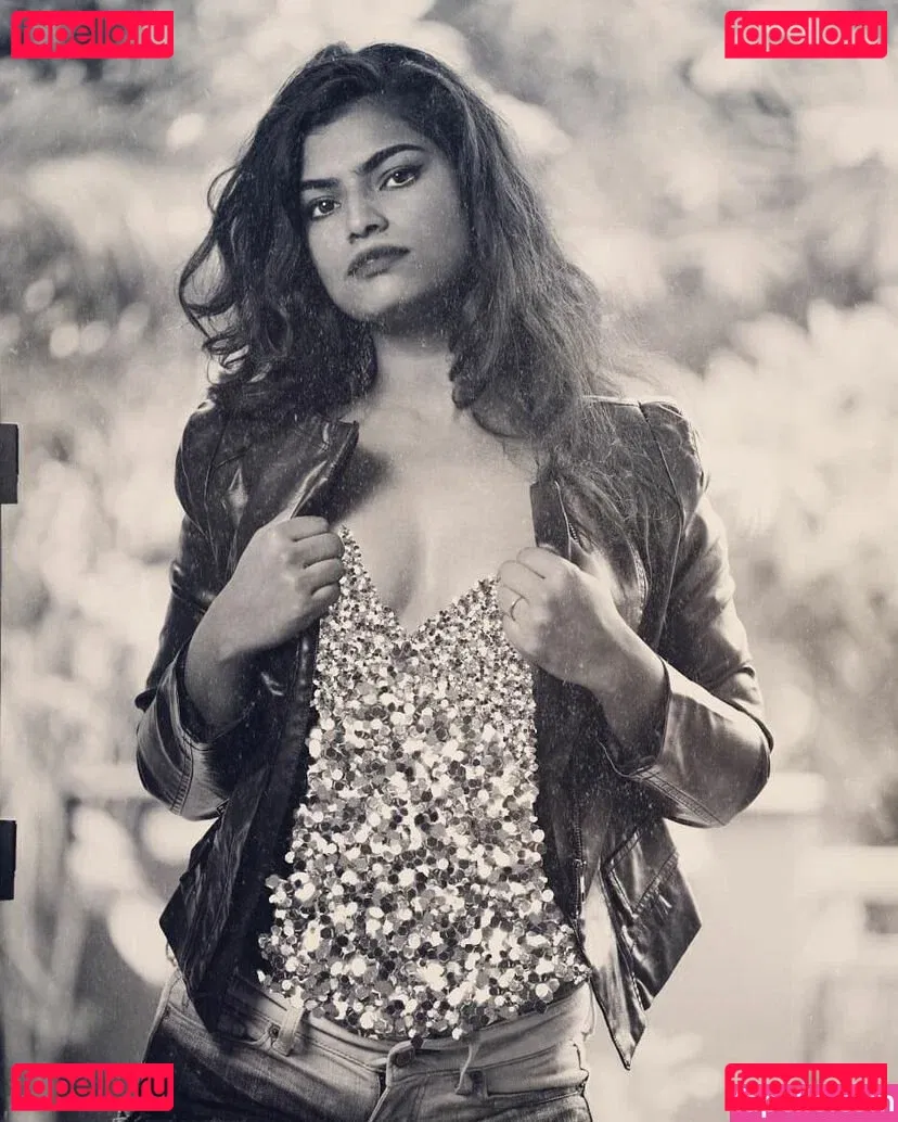 Nidhi Goel Onlyfans Photo Gallery 