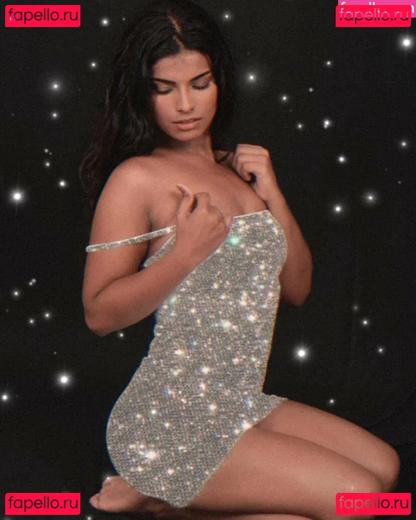 Nidhi Goel Onlyfans Photo Gallery 