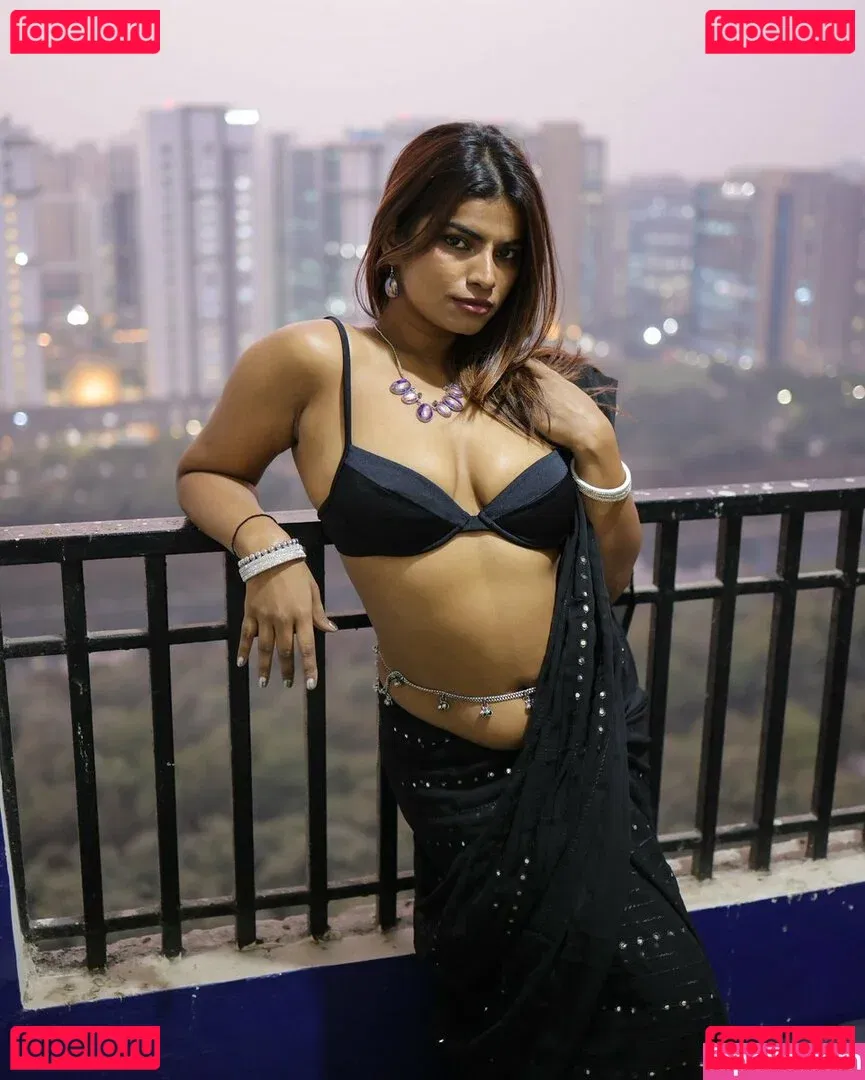 Nidhi Goel Onlyfans Photo Gallery 