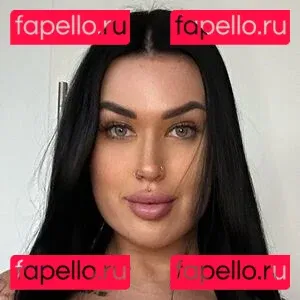 Laravoss Onlyfans Photo Gallery 