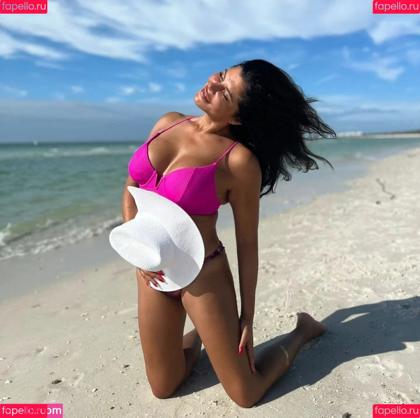 Indira Weis Onlyfans Photo Gallery 