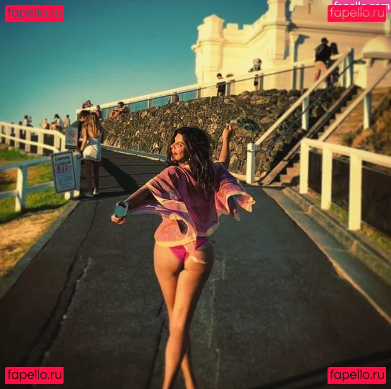 Indira Weis Onlyfans Photo Gallery 