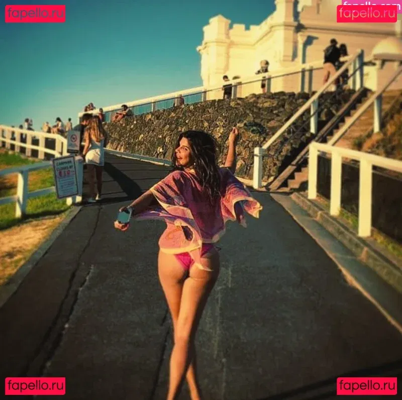 Indira Weis Onlyfans Photo Gallery 