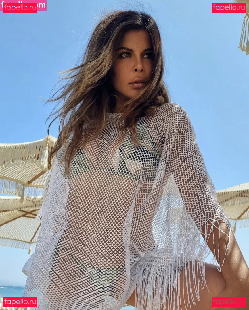 Indira Weis Onlyfans Photo Gallery 