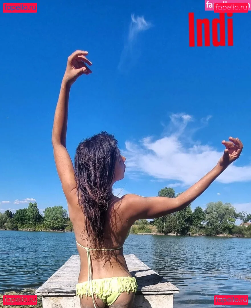 Indira Weis Onlyfans Photo Gallery 