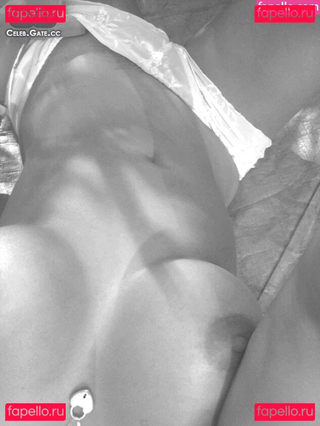 Indira Weis Onlyfans Photo Gallery 