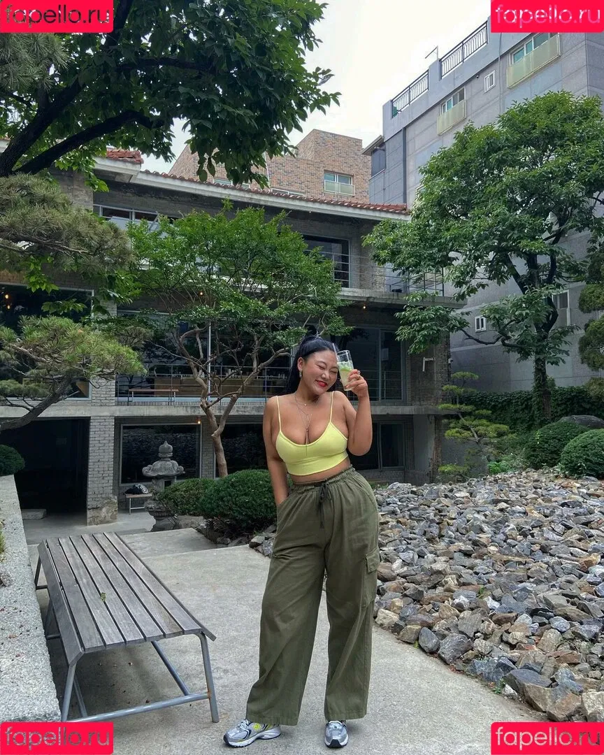 Moon Seo-byul Onlyfans Photo Gallery 