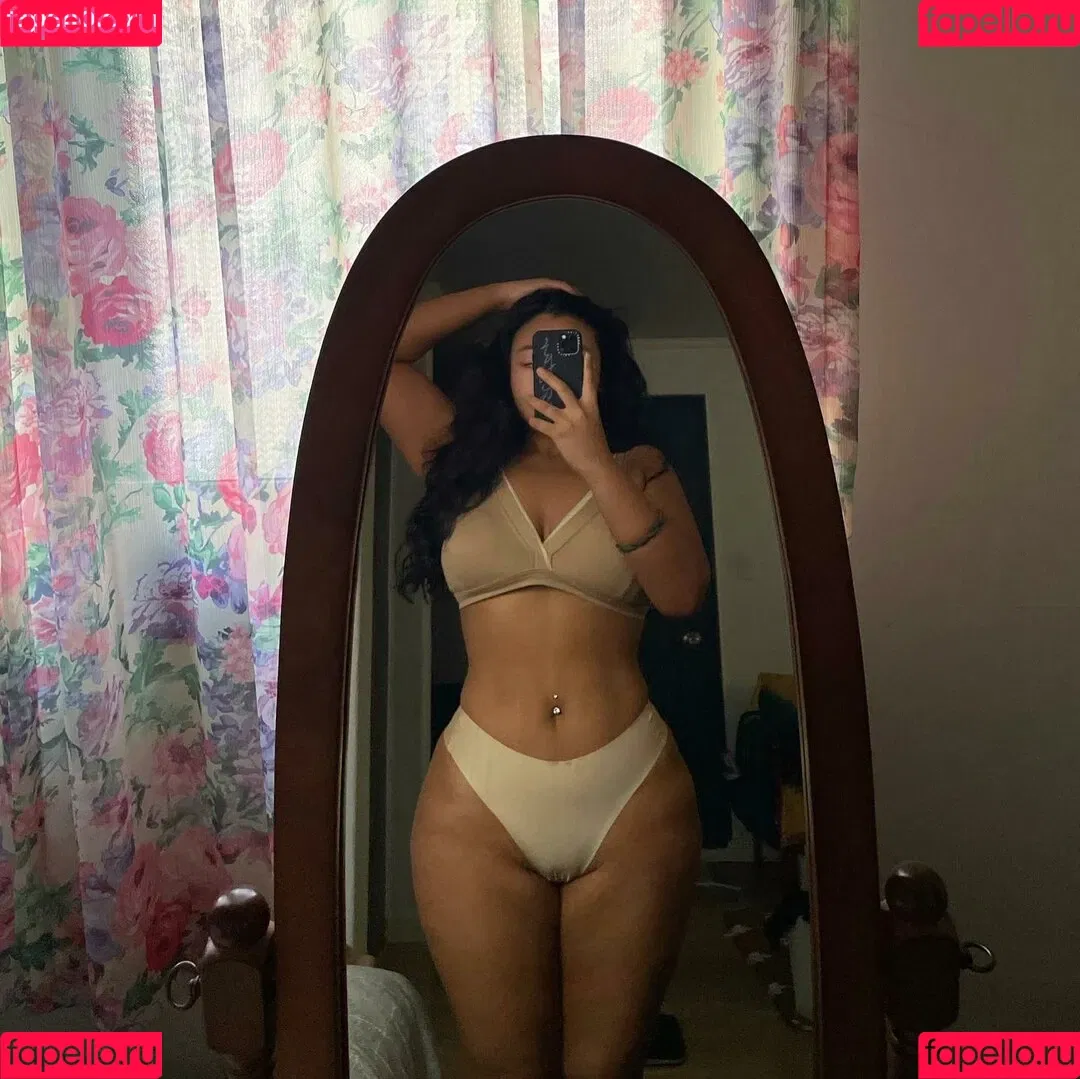 Moon Seo-byul Onlyfans Photo Gallery 