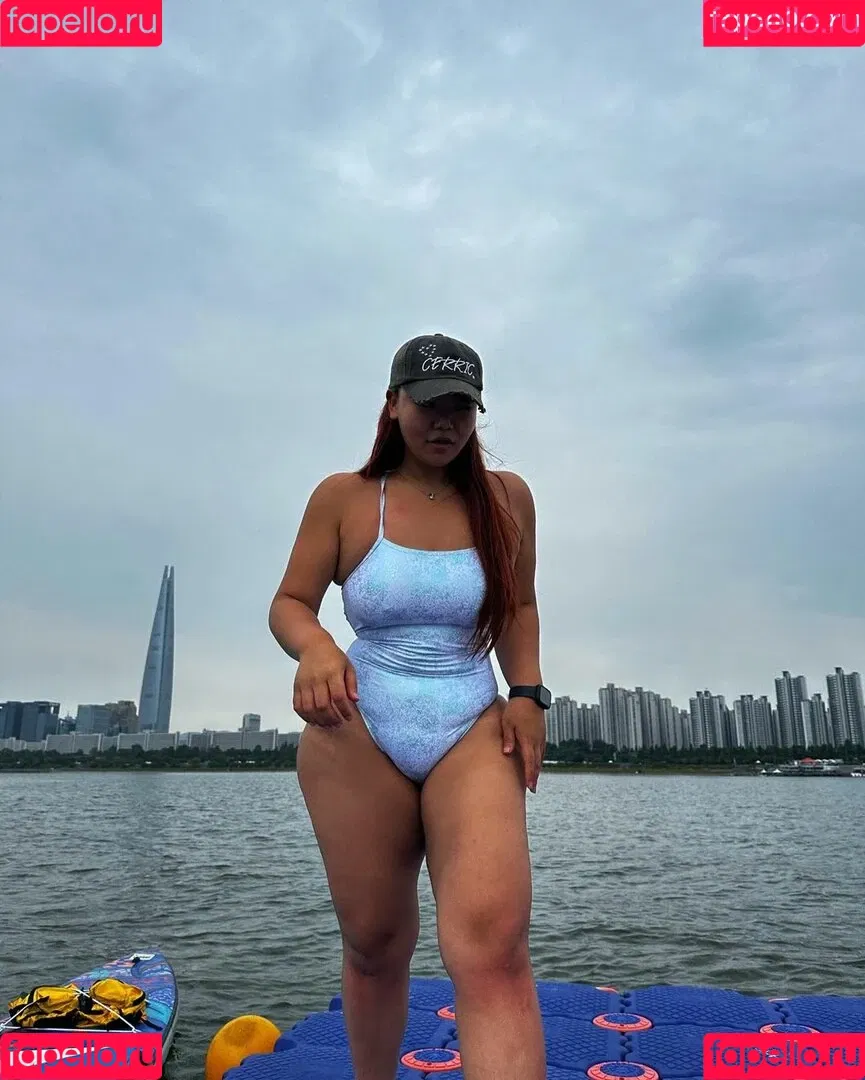 Moon Seo-byul Onlyfans Photo Gallery 