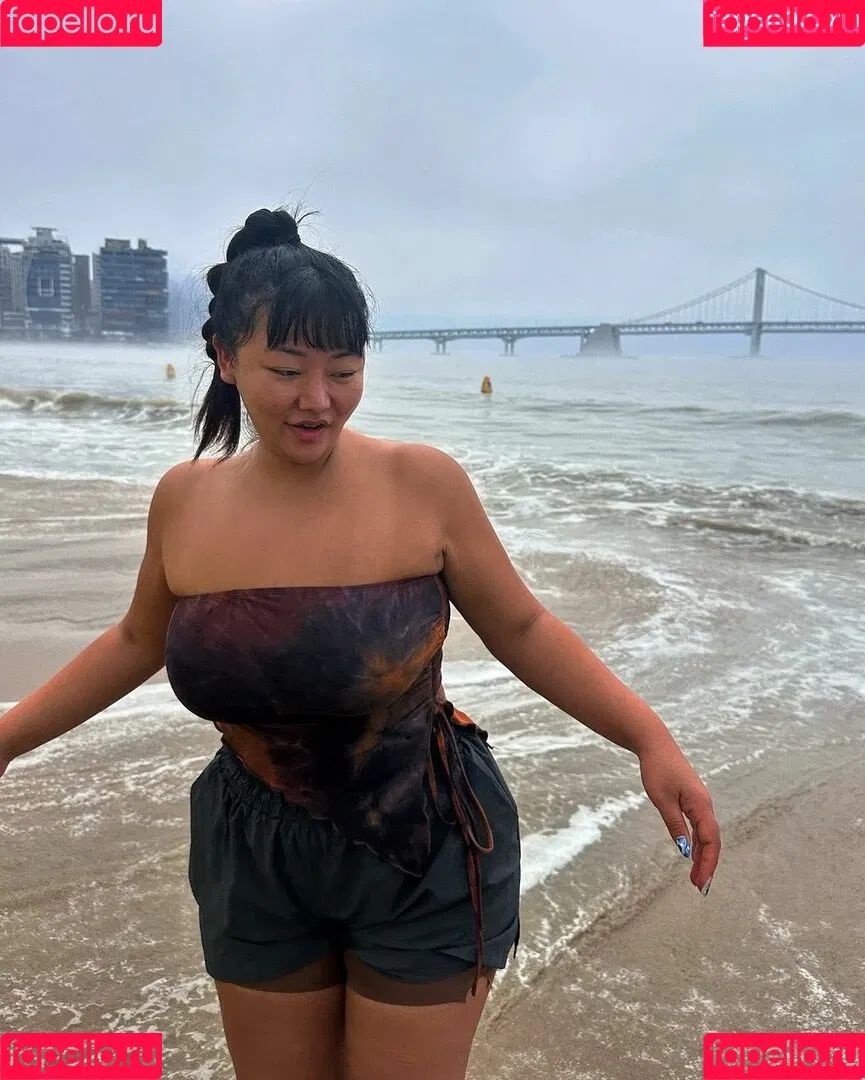 Moon Seo-byul Onlyfans Photo Gallery 