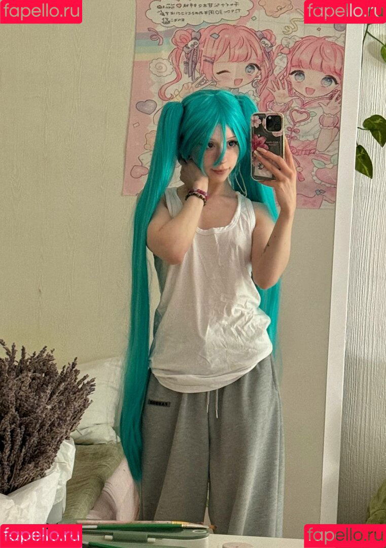 Zira Merz Onlyfans Photo Gallery 