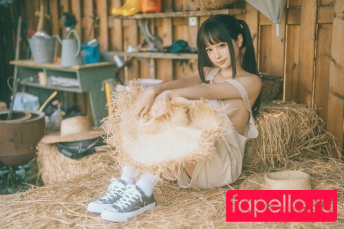 Chunmomo0127 Nude Onlyfans Photo 5