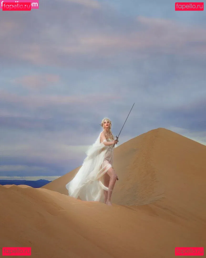 Emma Karla Peet Onlyfans Photo Gallery 