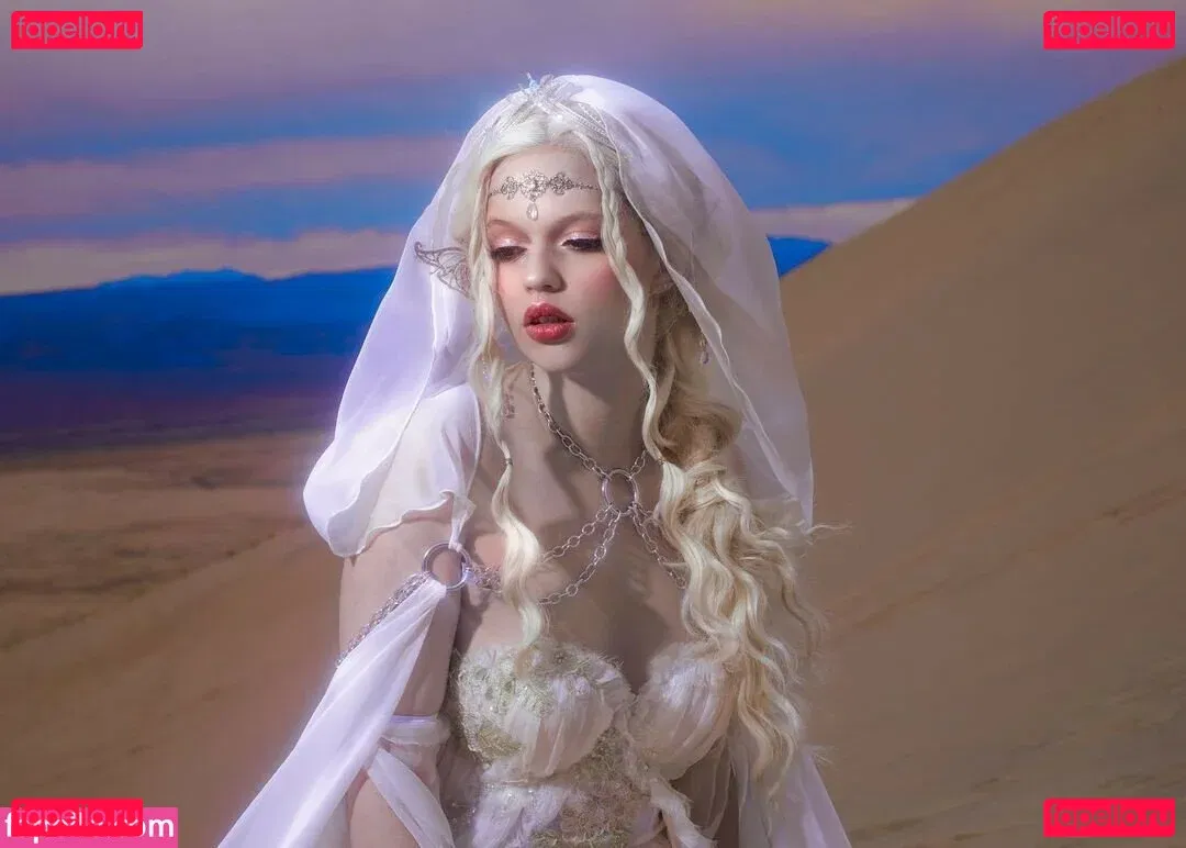 Emma Karla Peet Onlyfans Photo Gallery 