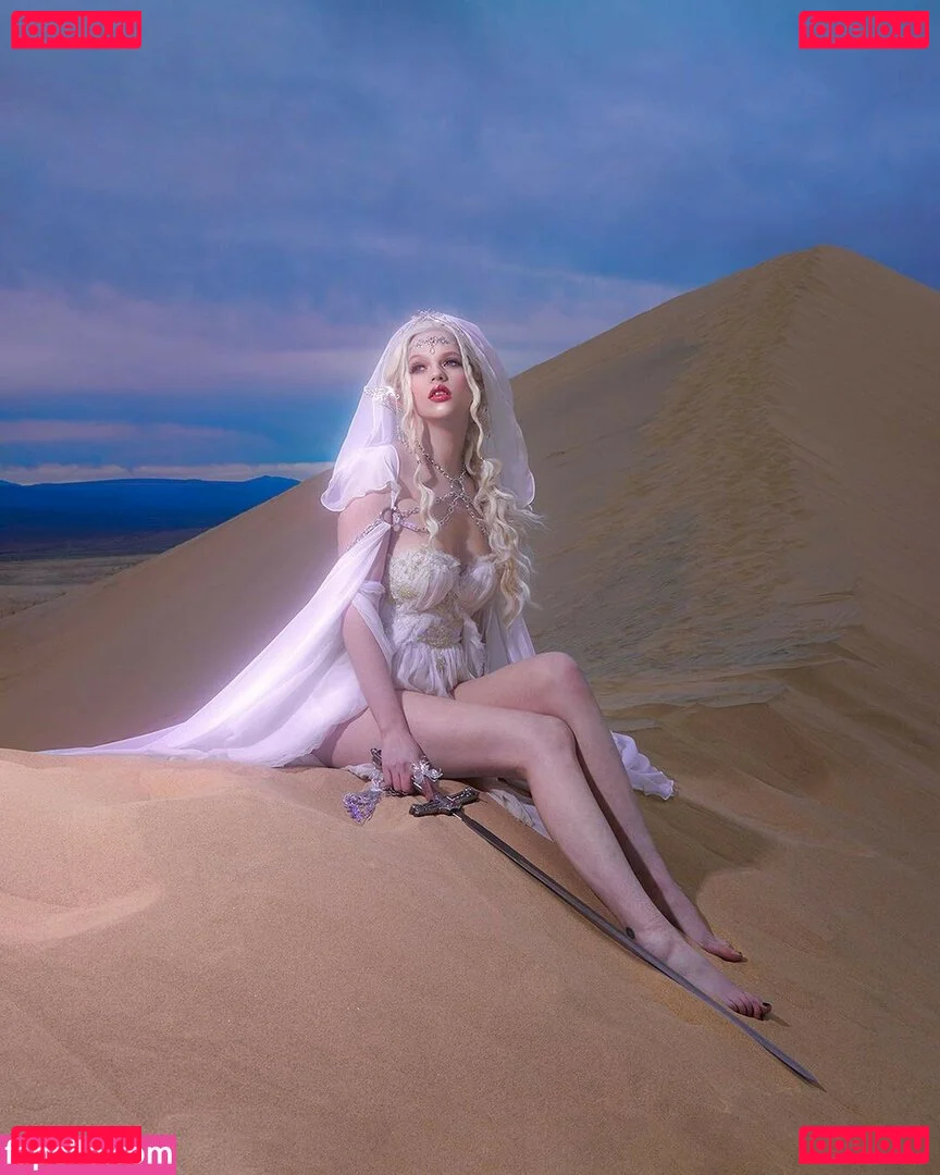 Emma Karla Peet Onlyfans Photo Gallery 