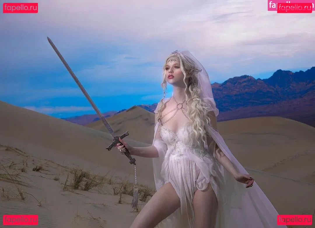 Emma Karla Peet Onlyfans Photo Gallery 