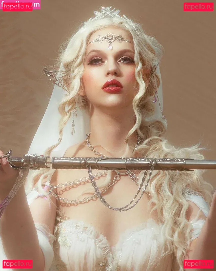 Emma Karla Peet Onlyfans Photo Gallery 