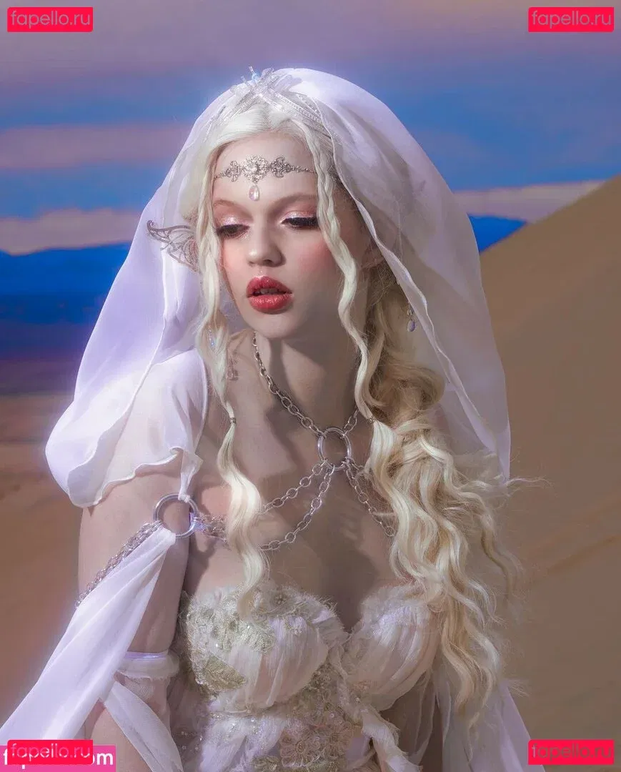 Emma Karla Peet Onlyfans Photo Gallery 